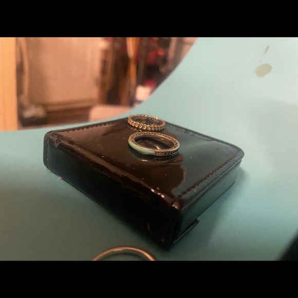 Silver ring bundle - Picture 12 of 13